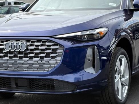 New 2026 Audi Q5 Premium Plus AWD/4WD image 2
