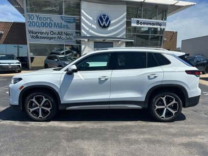 New 2025 Volkswagen Tiguan SE