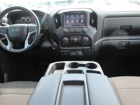 Certified 2019 Chevrolet Silverado 1500 RST AWD/4WD image 19