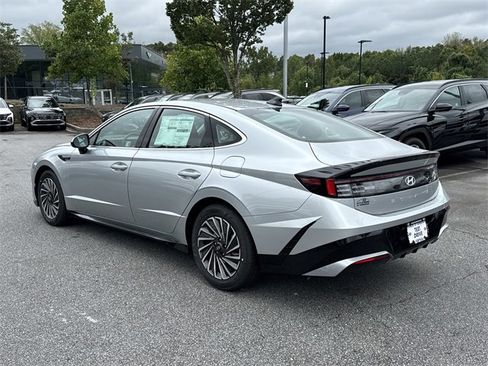New 2025 Hyundai Sonata SEL image 5