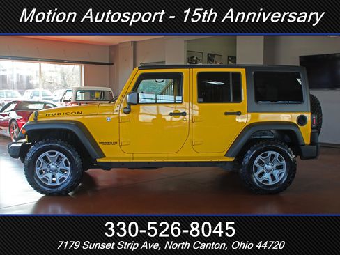 Used 2015 Jeep Wrangler Unlimited Rubicon w/ Dual Top Group image 7