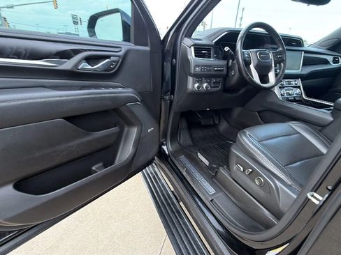Used 2021 GMC Yukon Denali w/ Denali Premium Package AWD/4WD image 52