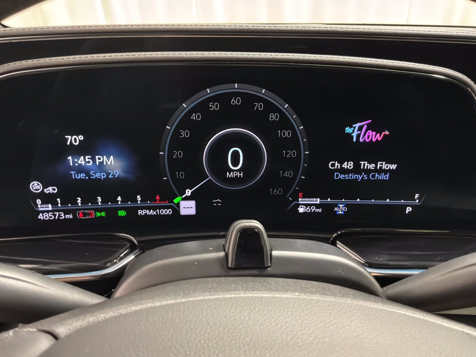 Used 2023 Cadillac Escalade Sport w/ LPO, ONYX Package AWD/4WD image 21