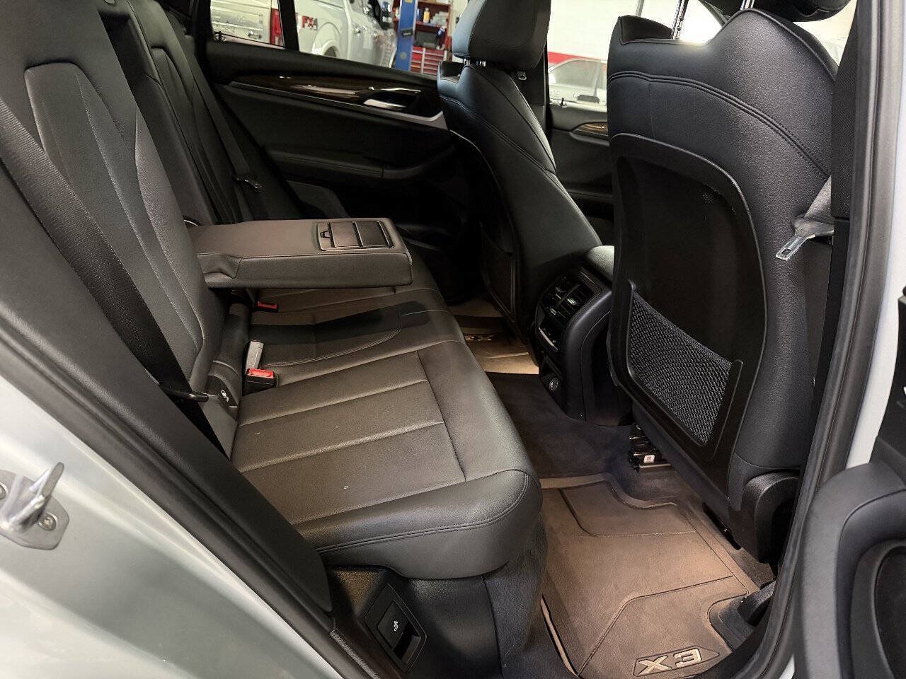 Used 2019 BMW X3 xDrive30i w/ Driving Assistance Package AWD/4WD image 11