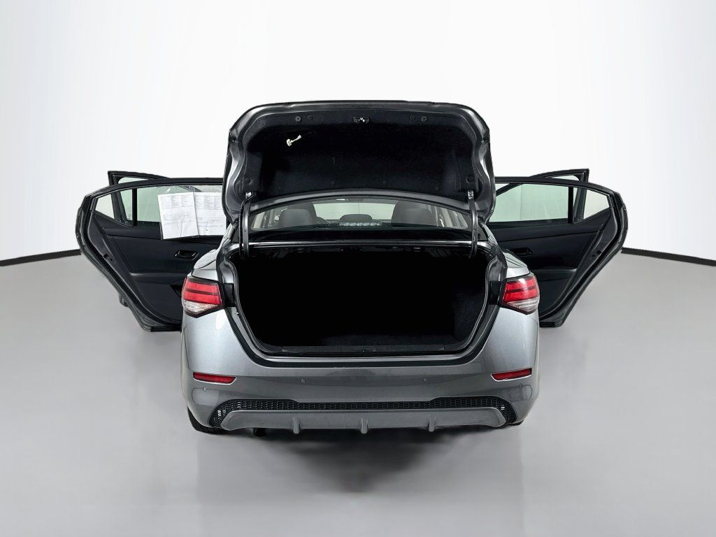 Used 2024 Nissan Sentra SV FWD image 20