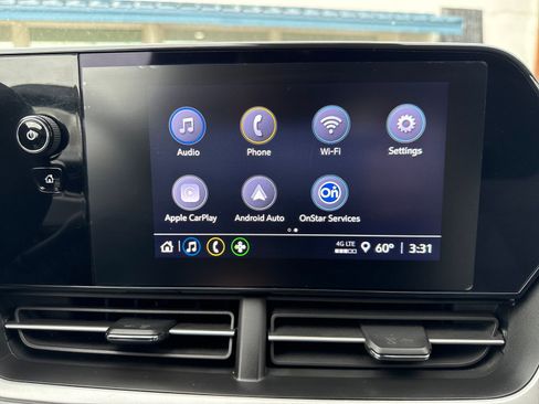 Used 2024 Chevrolet Trax LS image 19