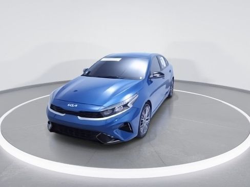 Certified 2023 Kia Forte GT-Line image 5