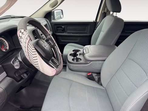 Used 2017 RAM 1500 Express image 9