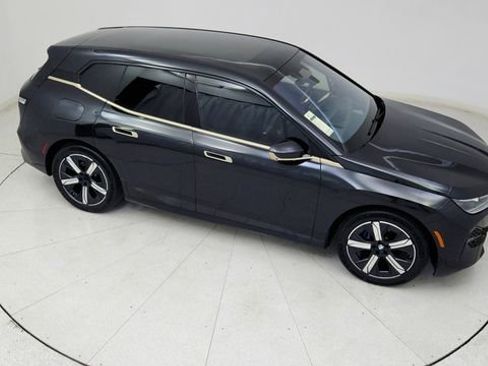 Used 2023 BMW iX M60 image 16