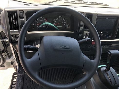 New 2024 Chevrolet Low Cab Forward image 23