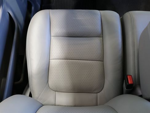 Used 2001 Ford F350 Lariat image 74