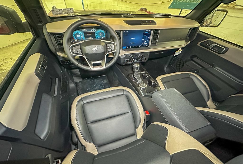 New 2026 Ford Bronco Big Bend AWD/4WD image 9