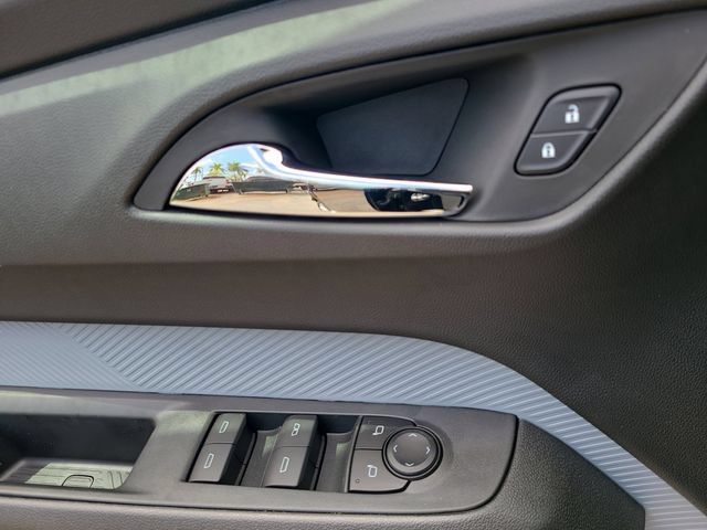 New 2027 Chevrolet Bolt LT w/ Comfort Package FWD image 16