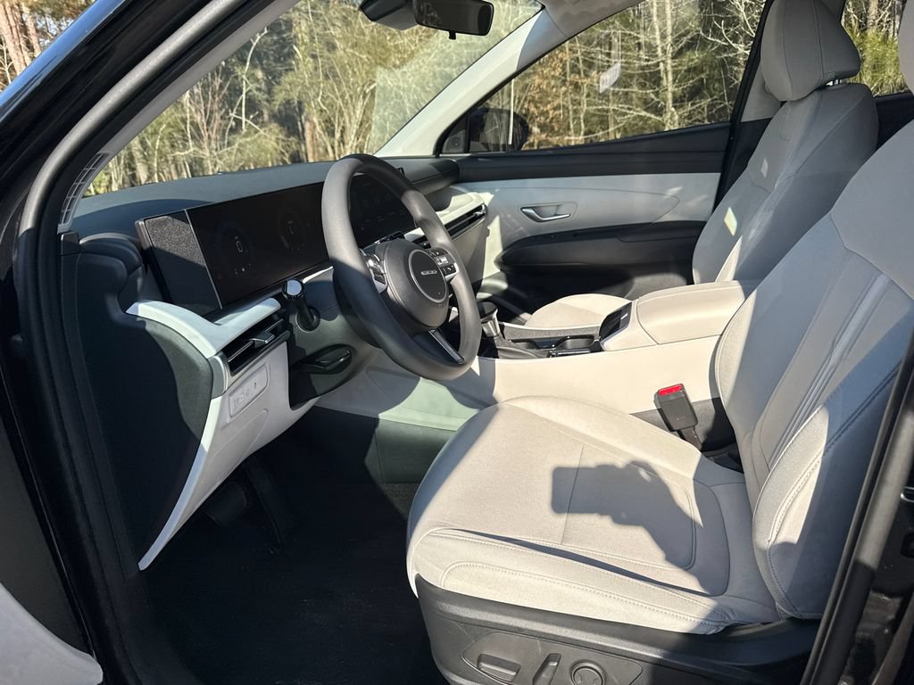 New 2026 Hyundai Tucson SEL Plus FWD image 9