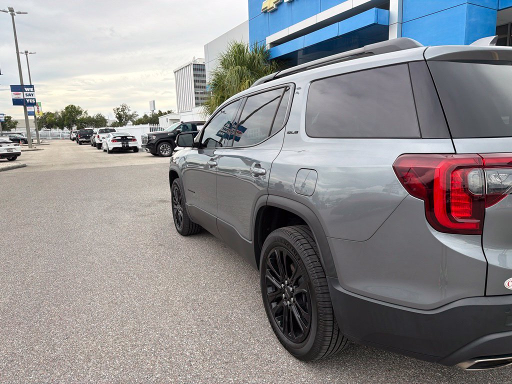 Used 2022 GMC Acadia SLE w/ Driver Convenience Package FWD image 6
