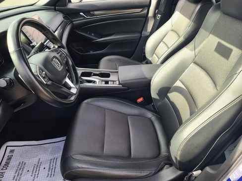 Used 2021 Honda Accord Sport image 7