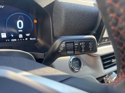 New 2025 Ford Explorer Active w/ Active Comfort Package image 31