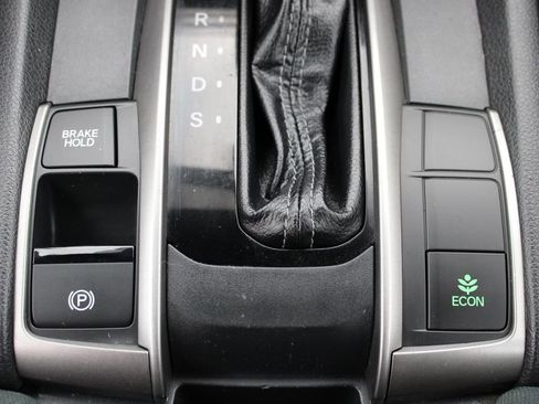Used 2017 Honda Civic Sport image 22