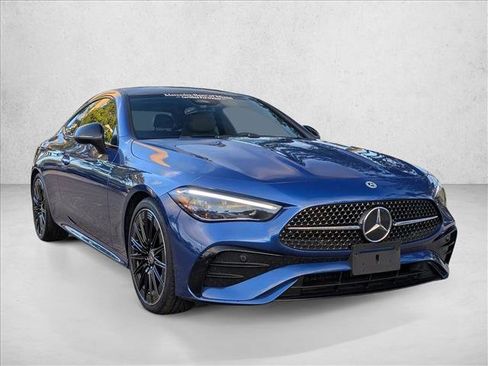 Used 2025 Mercedes-Benz CLE 300 4MATIC Coupe image 3