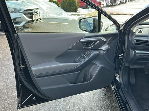 Certified 2025 Subaru Impreza 2.0i image 8