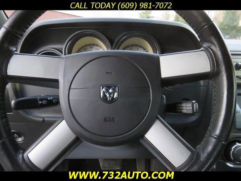 Used 2009 Dodge Challenger R/T image 25