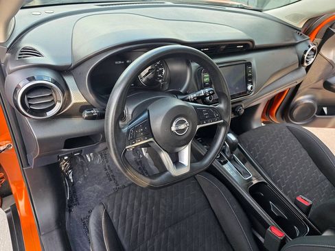Used 2022 Nissan Kicks SV FWD image 36