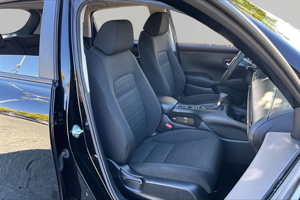 Used 2023 Honda HR-V LX image 18