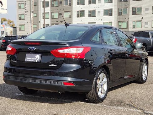 Used 2014 Ford Focus SE image 10