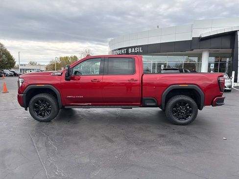New 2026 GMC Sierra 2500 AT4 w/ AT4 Premium Plus Package image 8