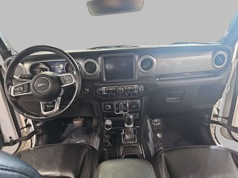 Used 2021 Jeep Wrangler Unlimited Sahara w/ Dual Top Group AWD/4WD image 11