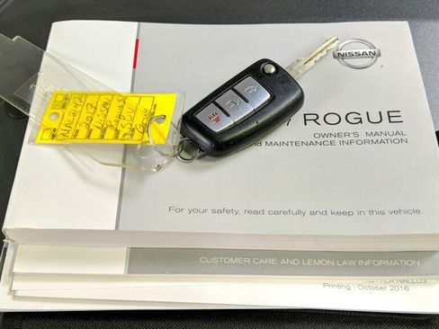 Used 2017 Nissan Rogue S w/ S Appearance Package image 32