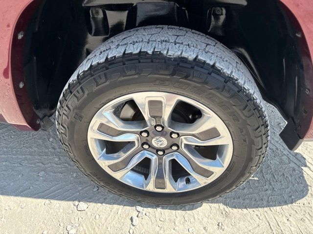 Used 2022 RAM 1500 Limited w/ Body Color Bumper Group AWD/4WD image 14