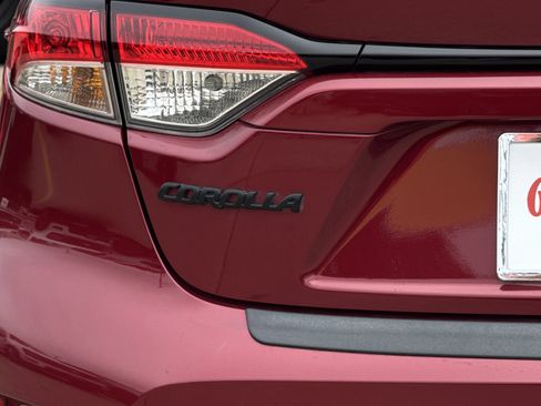 Used 2024 Toyota Corolla SE image 7