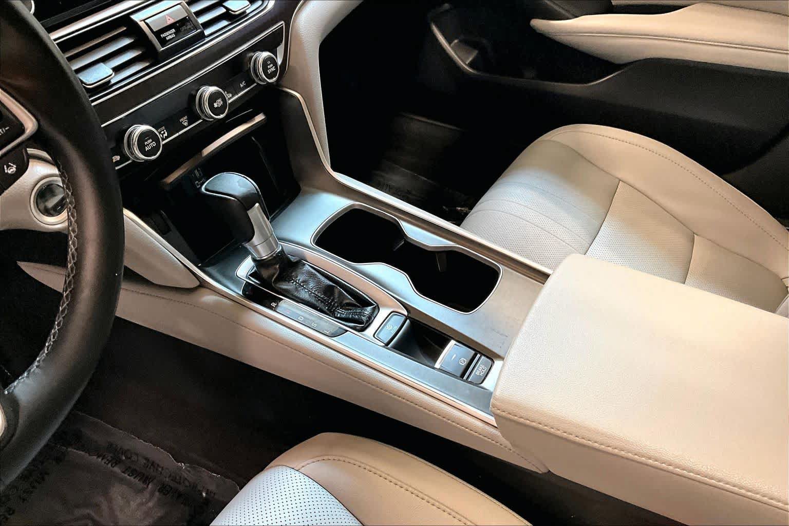 Used 2020 Honda Accord EX-L image 16
