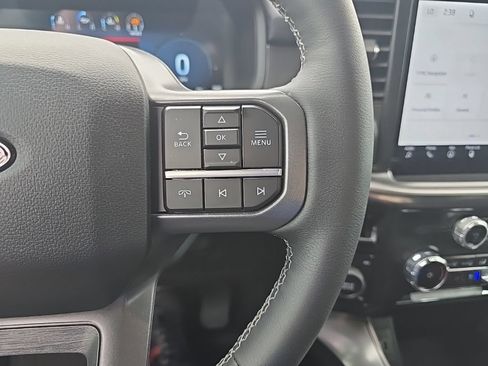 Used 2026 Ford F150 Lariat AWD/4WD image 19