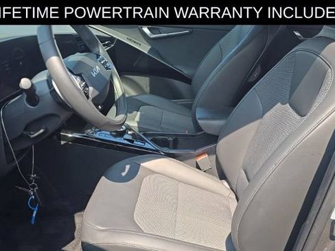 Used 2024 Kia Niro Wind FWD image 5