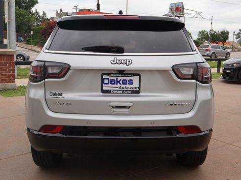 Used 2025 Jeep Compass Limited w/ Elite Group AWD/4WD image 7
