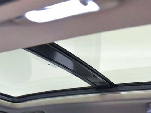 Used 2022 GMC Terrain Denali image 32