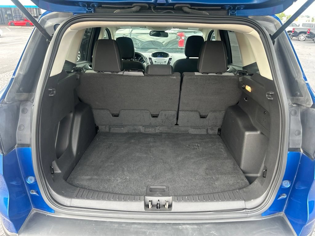 Used 2018 Ford Escape SE w/ Ford Safe & Smart Package FWD image 38