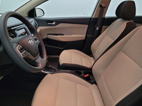 Used 2018 Hyundai Accent SE FWD image 17