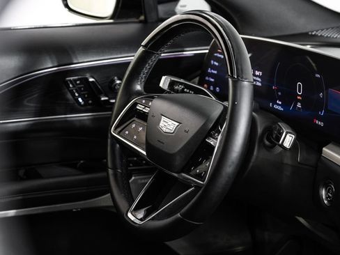 Used 2024 Cadillac Lyriq Sport RWD image 12