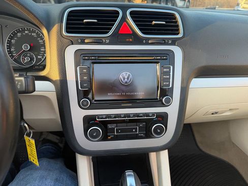 Used 2012 Volkswagen Eos Komfort image 16