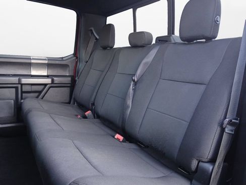 Used 2019 Ford F150 XLT w/ Equipment Group 302A Luxury AWD/4WD image 21