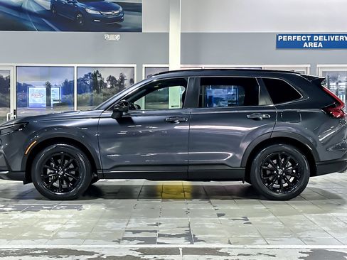 Used 2023 Honda CR-V Sport image 2