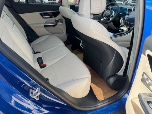 New 2026 Mercedes-Benz GLC 300 4MATIC image 19