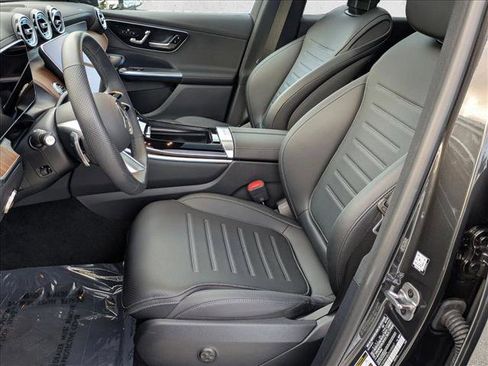 Used 2026 Mercedes-Benz GLC 300 4MATIC image 16