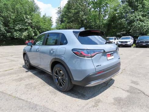 New 2026 Honda HR-V Sport image 4