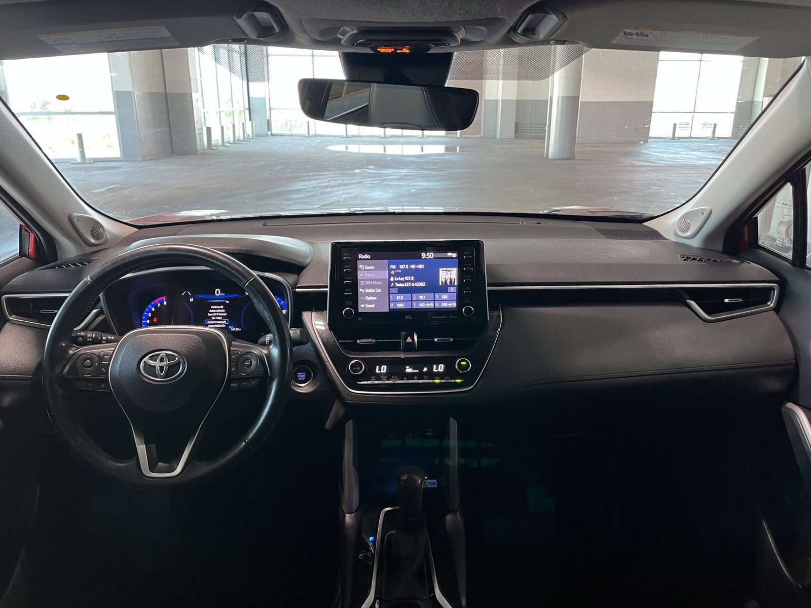 Used 2022 Toyota Corolla Cross XLE w/ Convenience Package AWD/4WD image 37
