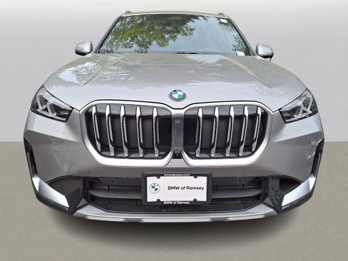 Used 2025 BMW X1 xDrive28i w/ Technology Package AWD/4WD image 2