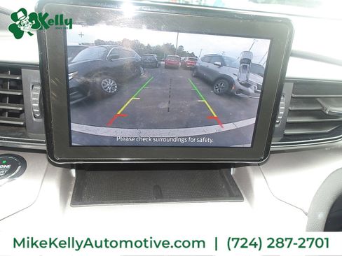 Used 2021 Ford Explorer XLT AWD/4WD image 23